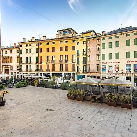 Casa Margherita Basilica View&terrace Appartamento *